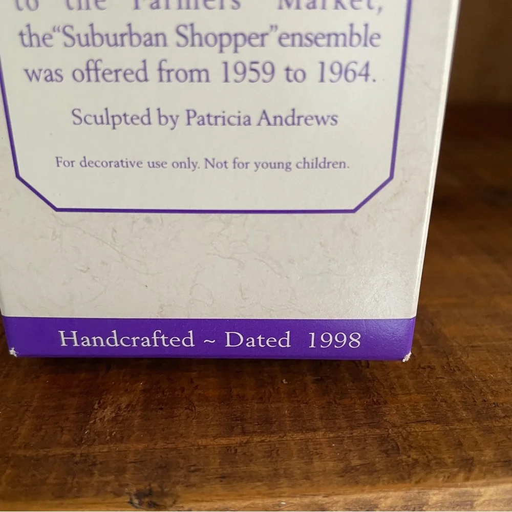 Hallmark Keepsake Suburban Shopper Midge Barbie 35th Anniversary Ornament 1998